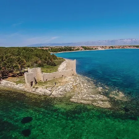 דירה 1 Bedroom In *